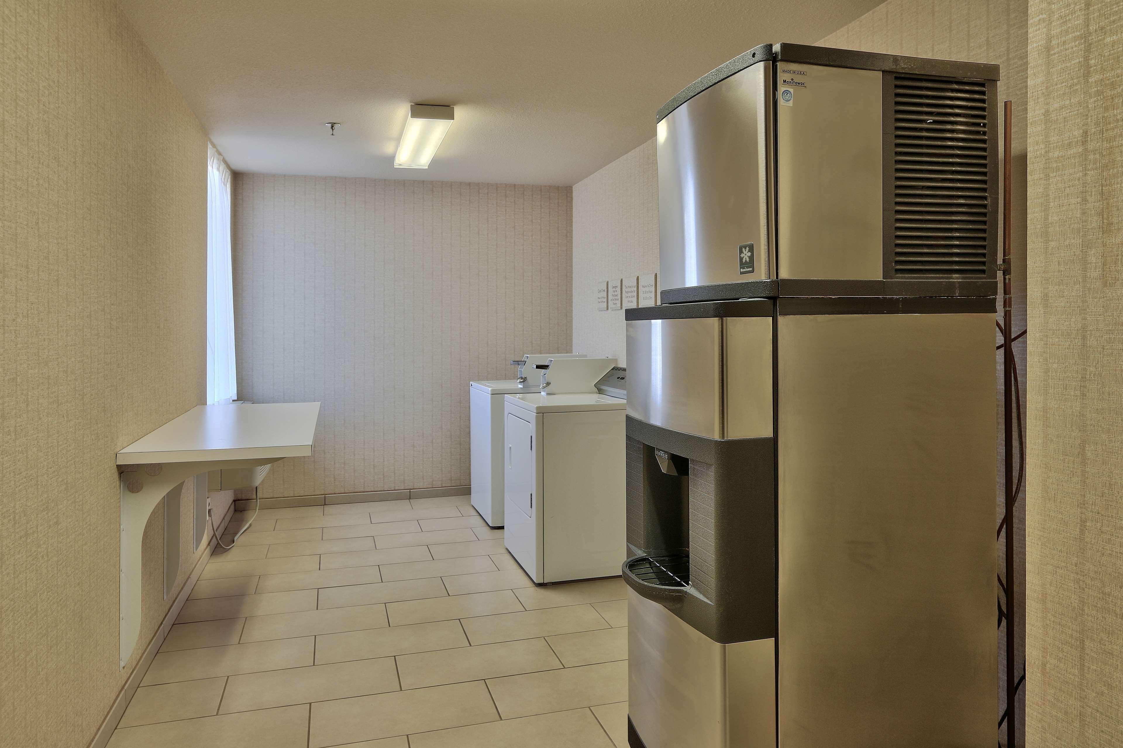 Hilton Garden Inn Albuquerque Airport Eksteriør bilde